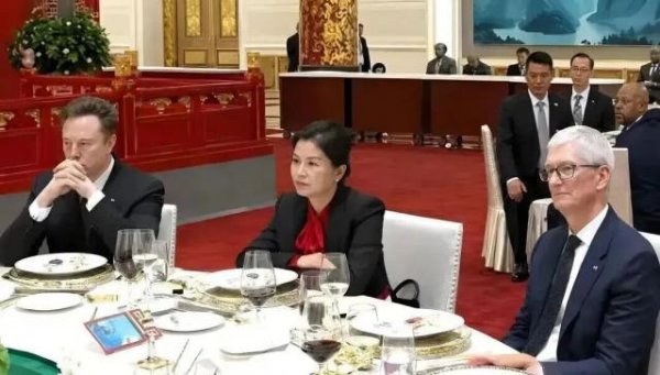 百家乐2026世界杯中国官方下载 从7块到700亿：湖南打工妹，已成女首富